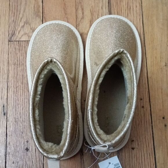 The Children's Place Girls Gold Boots sz 1 - Picture 1 of 6